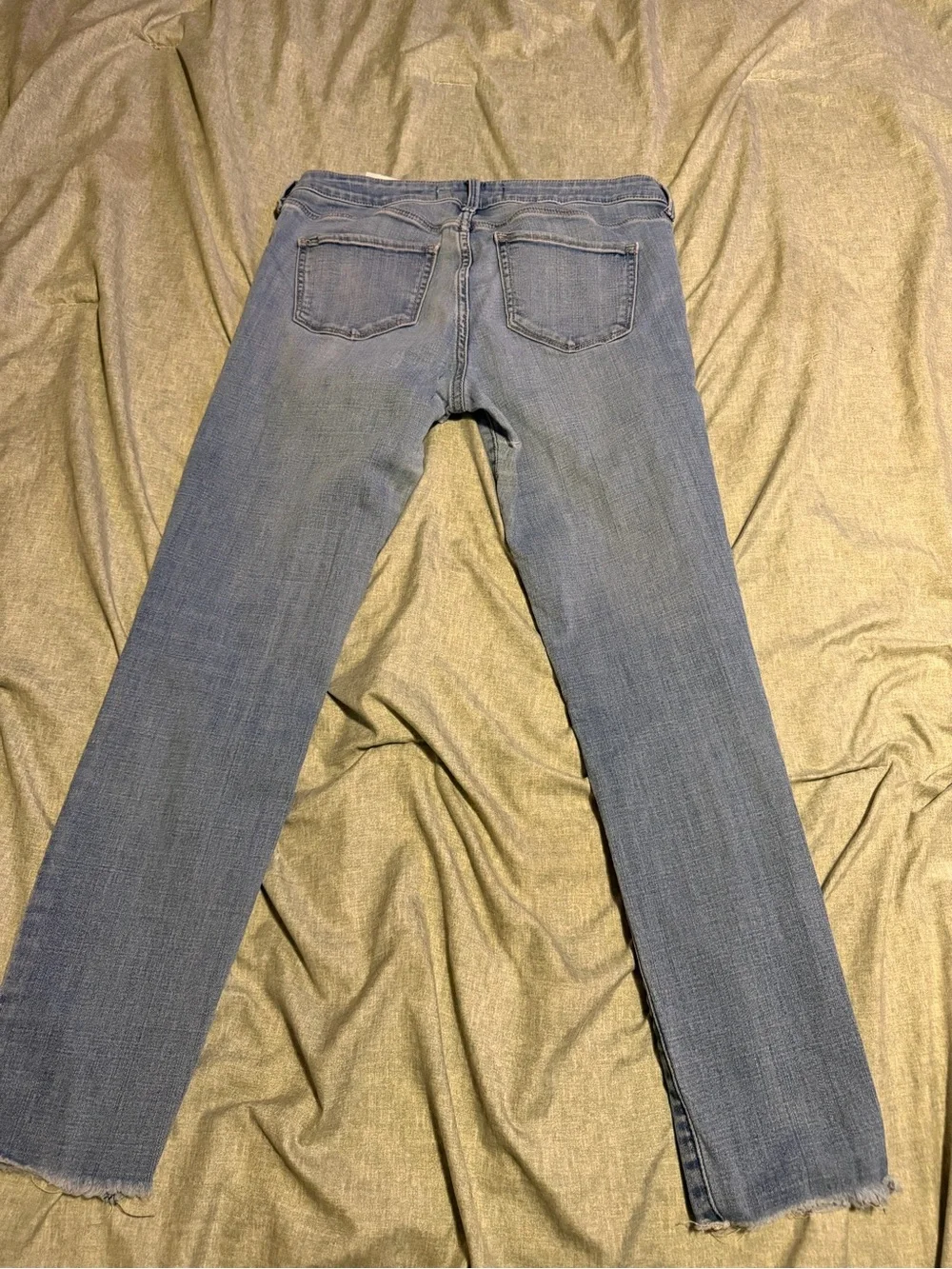 Abercrombie and Fitch Low Rise Ankle Jean